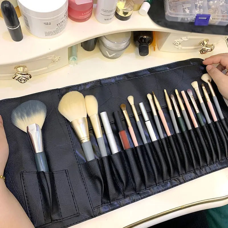 pochette pinceaux maquillage