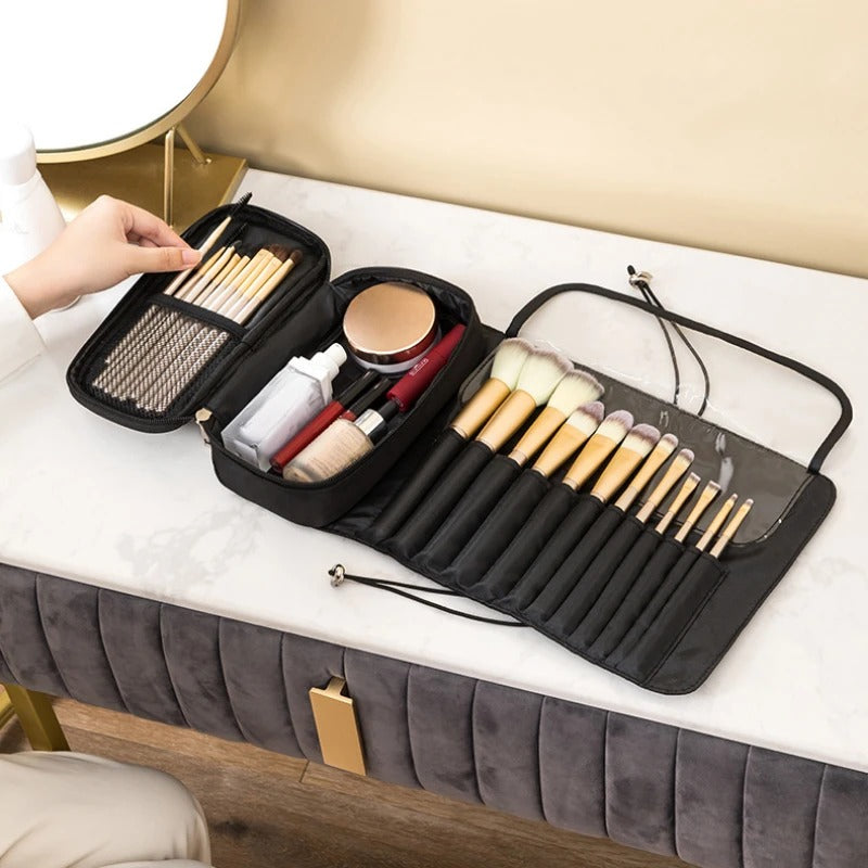 trousse maquillage pinceau